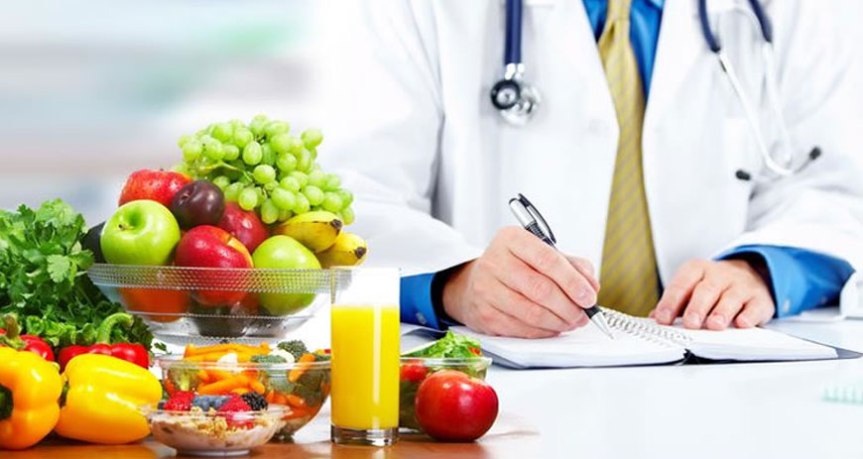 Eating with Intention: A Refined Guide to Nutrition and Diet for Modern&nbsp;Living