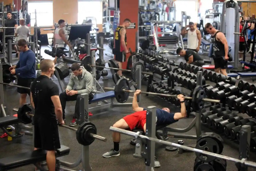 Boutique vs Large-Chain Gyms in Singapore: Which is Right for&nbsp;You?